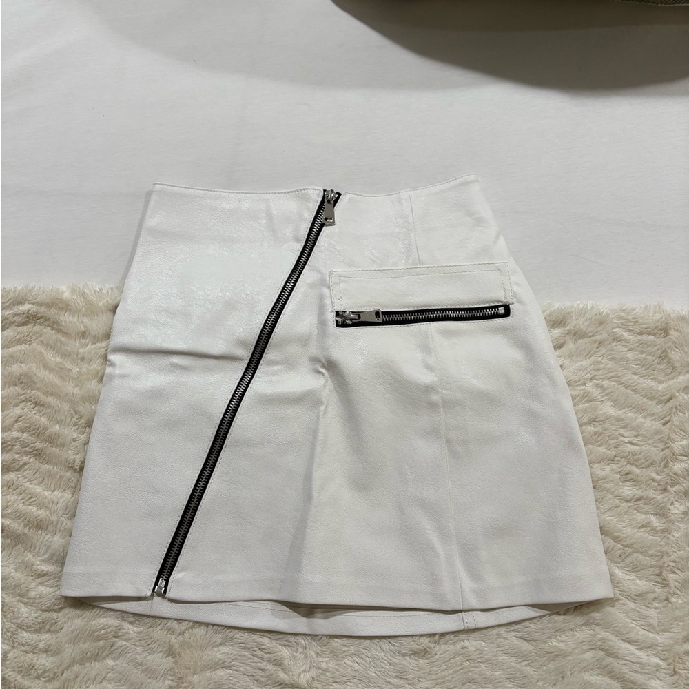 Bershka White A-Line Mini Skirt Asymmetrical Slit Casual